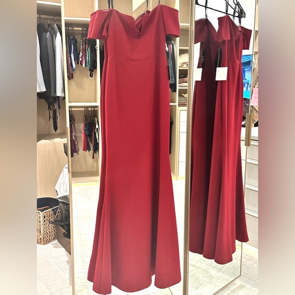 Lulu’s Lynne Burgundy Dress - Picture 5 of 5